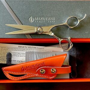 Brand new Professional Mizutani Shear